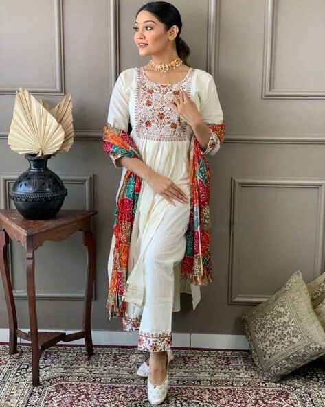 Viscose Chanderi Kurta Set with Dupatta And Pant