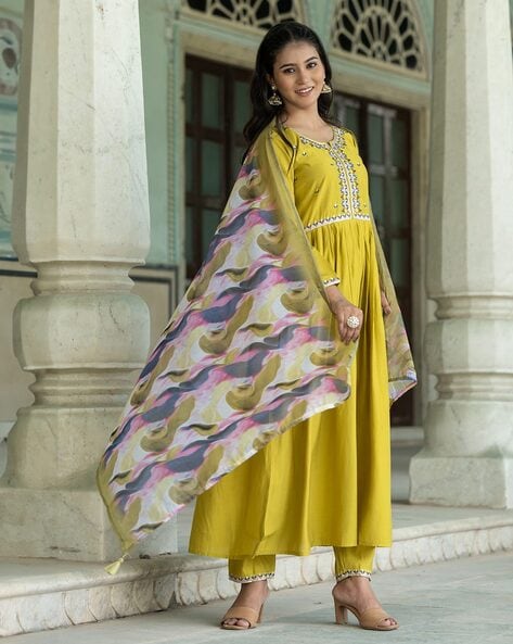 Women’s Embroidered Flared Kurta Set – Lemon Yellow Elegance