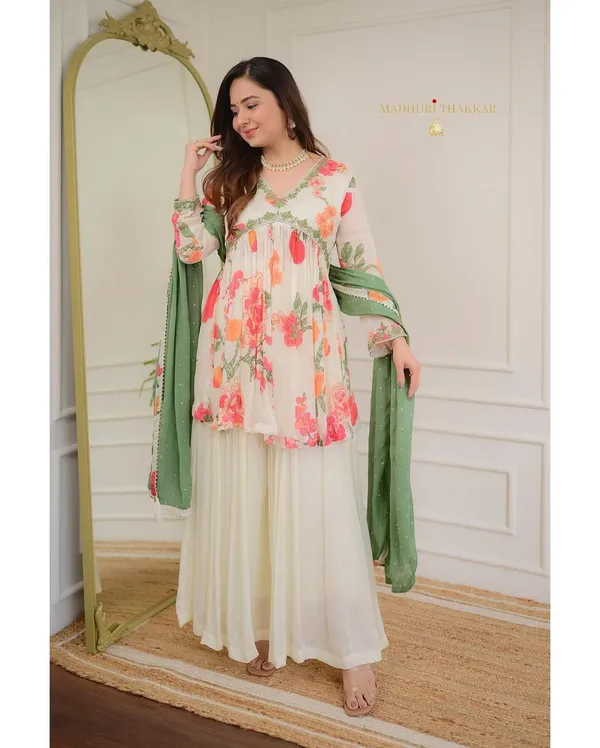 Stylish Multi-Color Cotton Chikankari Slim Fit Long Kurta with Plazo – Perfect for Every Occasion